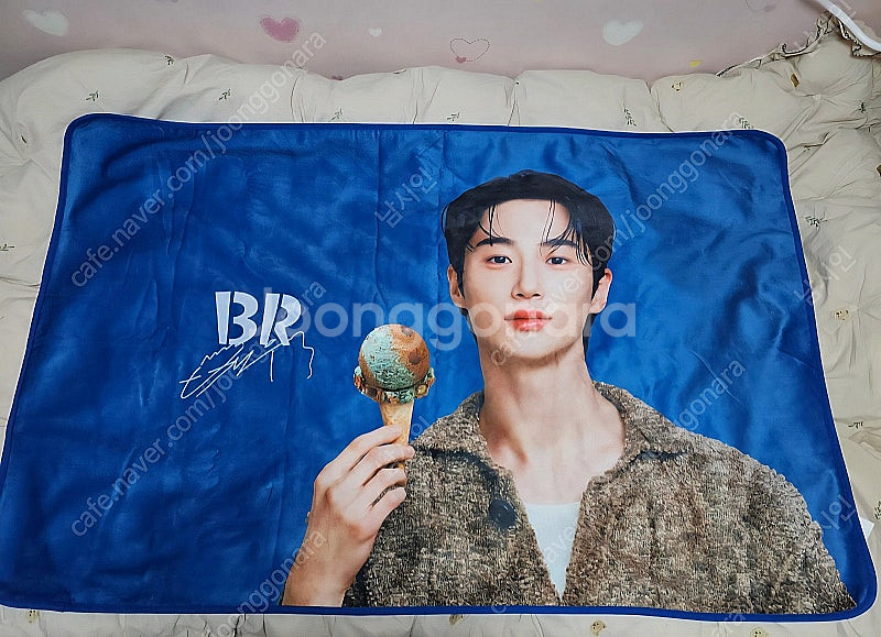 변우석 베라 블랫킹 담요 판매해요--0