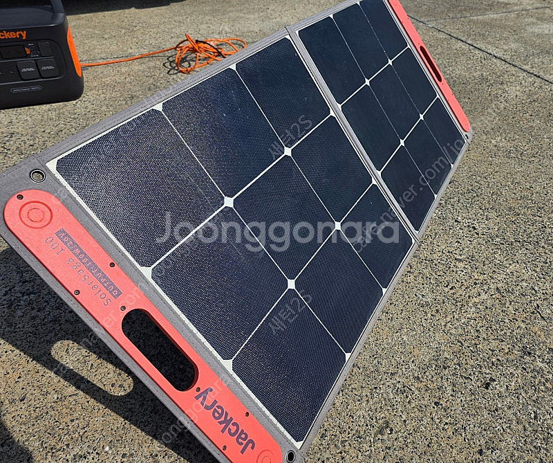 잭커리 태양광패널 100W 2장판매 12만원/14만원--2