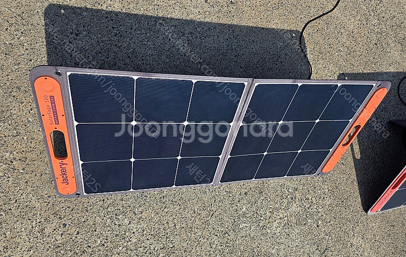 잭커리 태양광패널 100W 2장판매 12만원/14만원--3