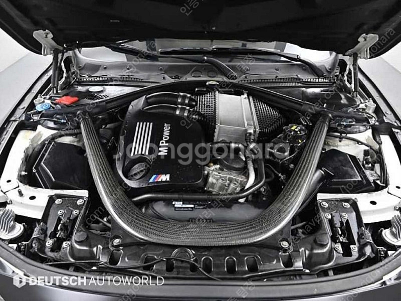 BMW M4 중고 BMW 중고 흰색 2018년식 쿠페 ...--7