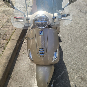 베스파lx125팝니다(21년식)