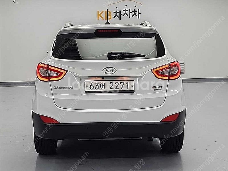 현대 투산 중고 투산 중고차 흰색 2015년식 디젤(E...--4