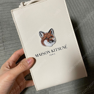 새상품 메종키츠네 폰홀더백