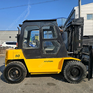 현대 5톤 디젤지게차 PF50 모델 팝니다 (680만원)