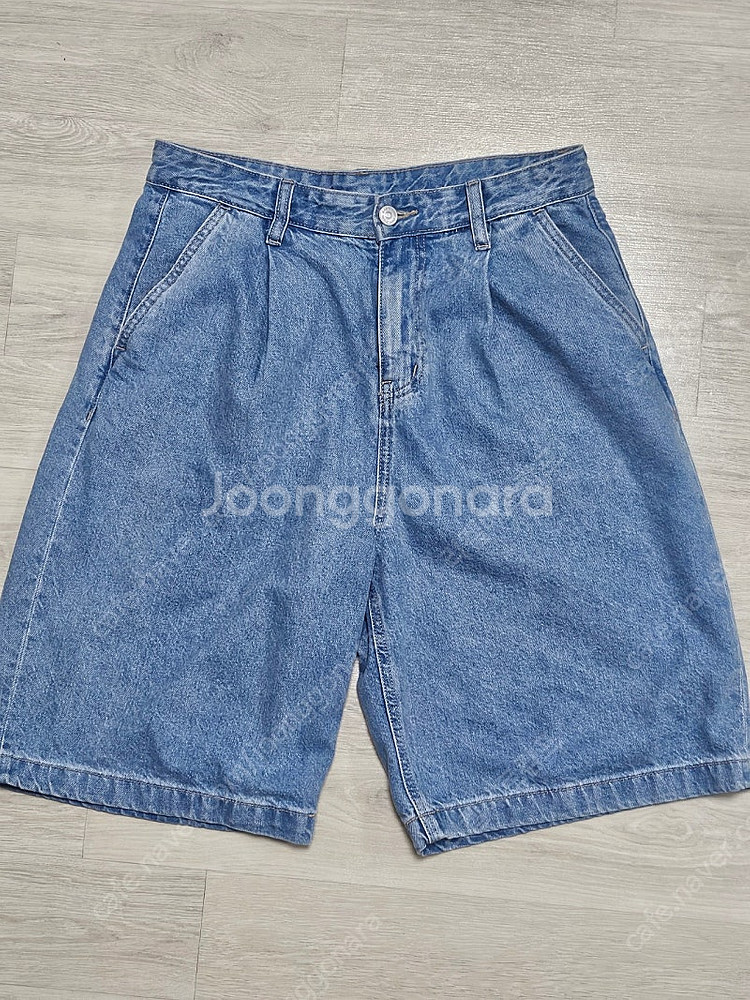 스파오 버뮤다 데님 쇼츠--0