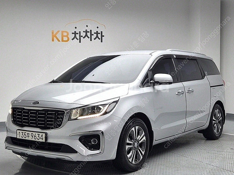 더뉴 카니발 중고 가격 중고 카니발 은색 2019년식 ...--0