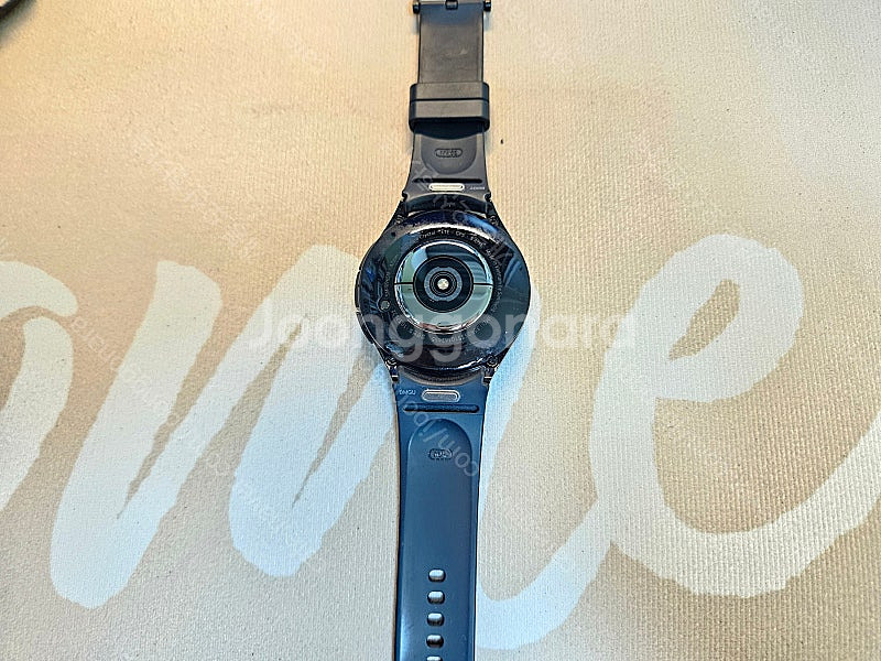 갤럭시 워치 6 클래식 47mm lte 블랙 판매합니다...--2