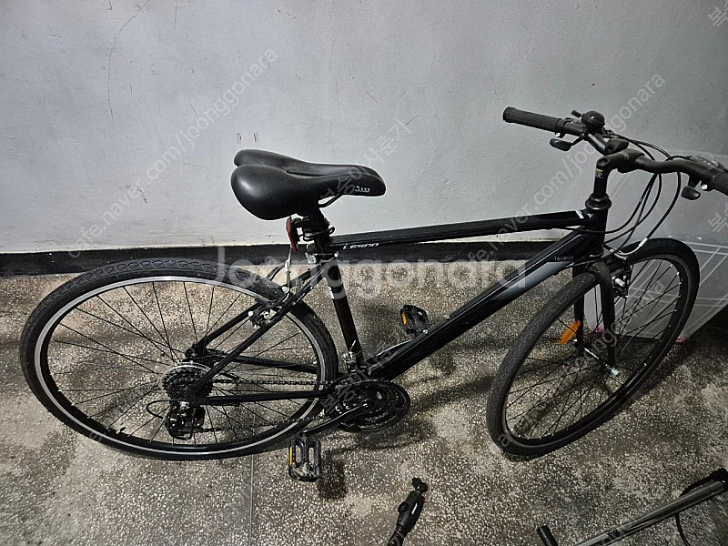 2024 삼천리 토러스 700c 자전거 17만원에 팝니...--0