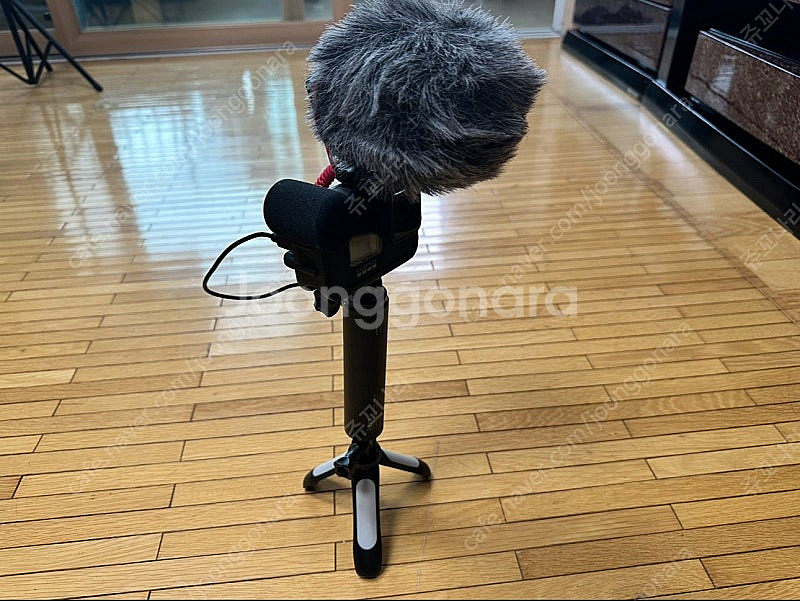 고프로히어로9(미디어모듈+전용밧데리포함)셋트팝니다--0