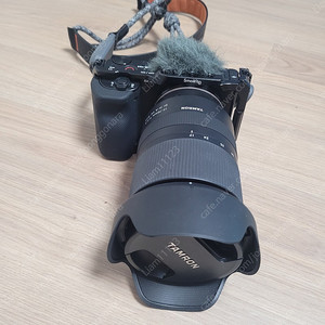 s급) 소니 ZV-E10+탐론 17-17mm+하이다 ND 필터 팝니다