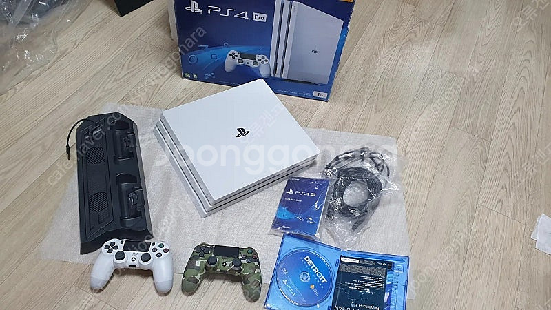 ps4 프로 1테라 7218 화이트 풀박--0