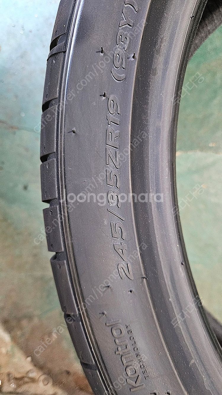 한국타이어 s1 evo3 245 35 19 미사용 신품...--2