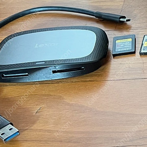 CFexpress Type A 메모리카드+ 렉사 USB 3.2 Gen 2 리더기+기타