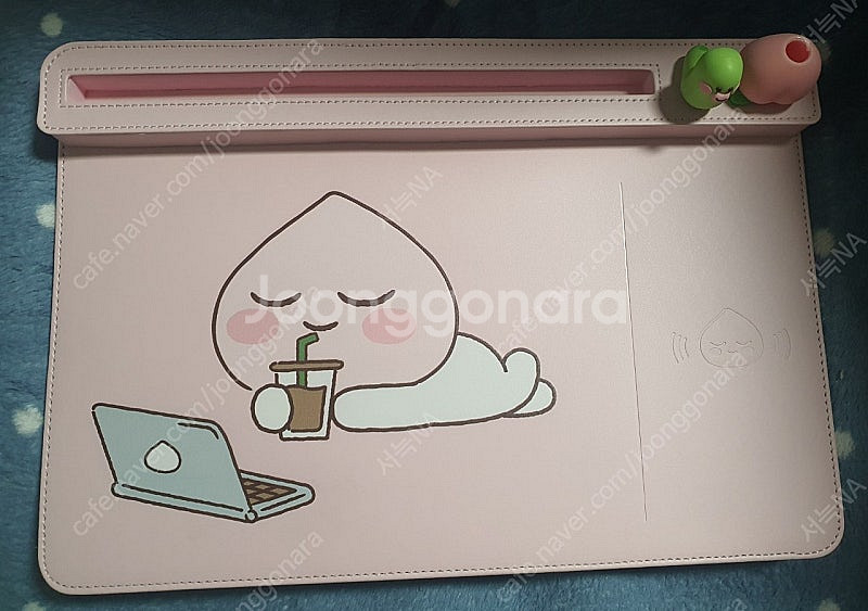 카카오프렌즈 태블릿거치대 겸용 무선충전마우스패드--0