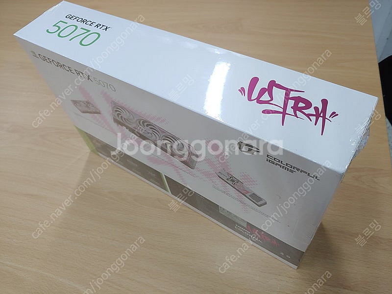 컬러풀 울트라 화이트 5070(80만) 5060(47--2