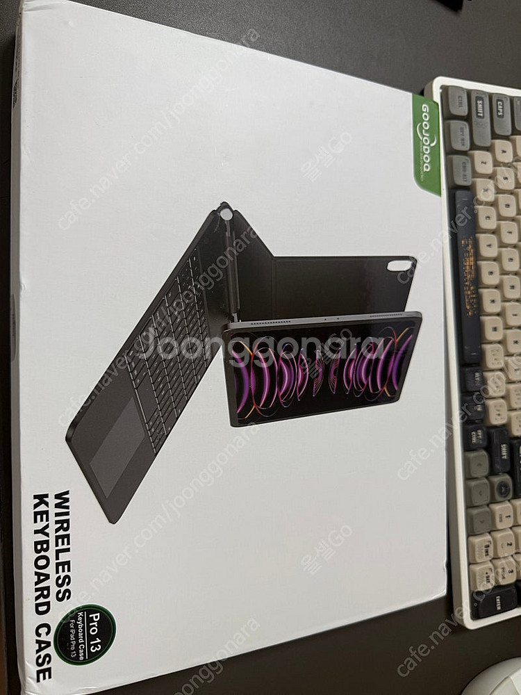 구조독 아이패드프로 M4 13인치 매직키보드 새상품 팝...--0