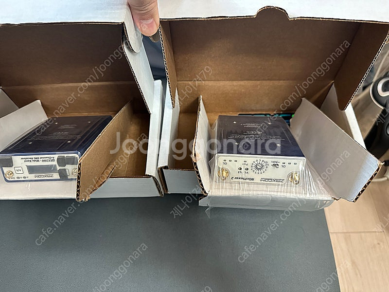 Zaxcom 무선분배기 안태나팝니다--0