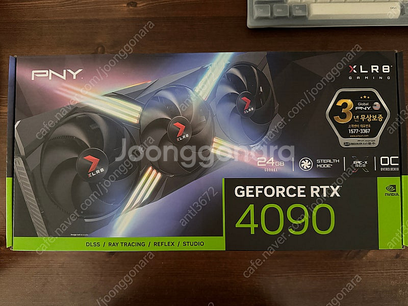 PNY XLR8 지포스 RTX 4090 VERTO--0