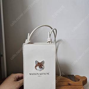 메종키츠네 라네즈 한정판 폰 가방