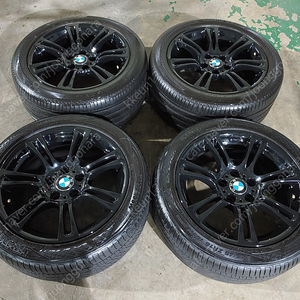 [판매] BMW F10 5시리즈 350M 18인치 정품 휠타이어