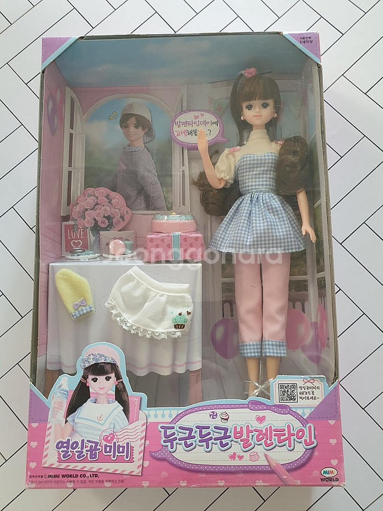 미개봉 발렌타인미미인형 판매합니다--0