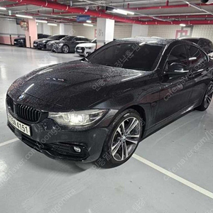 BMW 4시리즈 중고 BMW 4시리즈 중고차 검정색 2020년식 49,270km 420d xDRIVE 그란쿠페 스포츠 중고차카페