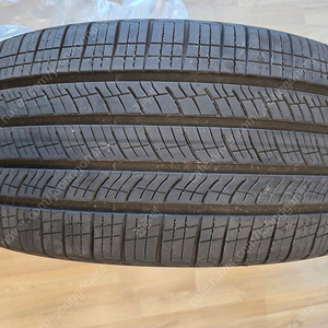 싼타페mx5 피렐리 스콜피온ms 245/ 45 r21 104v m+s