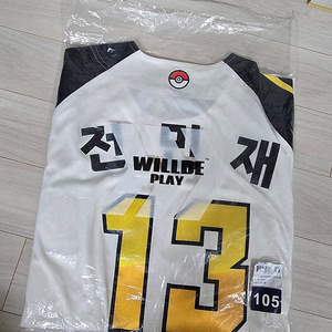 전민재 피카츄 유니폼