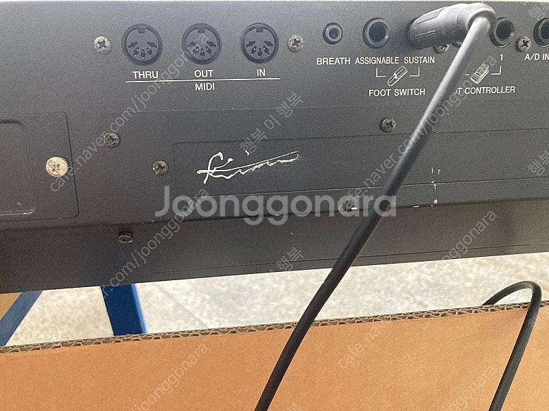 야마하 신디사이저 S90--5