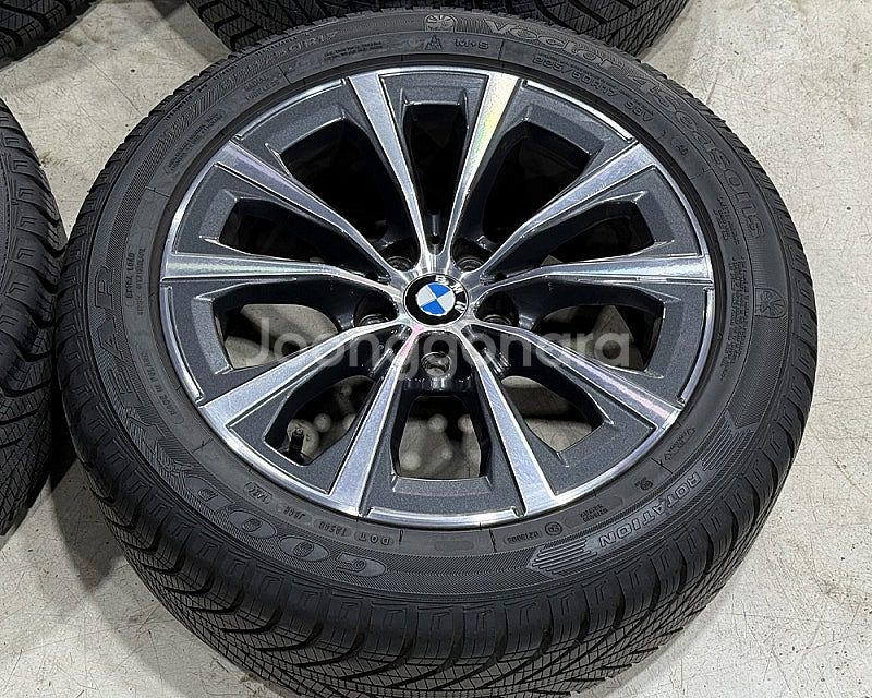 [판매] BMW 3시리즈 G20 17인치휠타이어 굿이어...--1