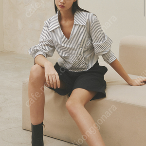Hacie 하시에 랩셔츠 블라우스 유메르 렉토 아비에무아 얼바닉 낫띵리튼
