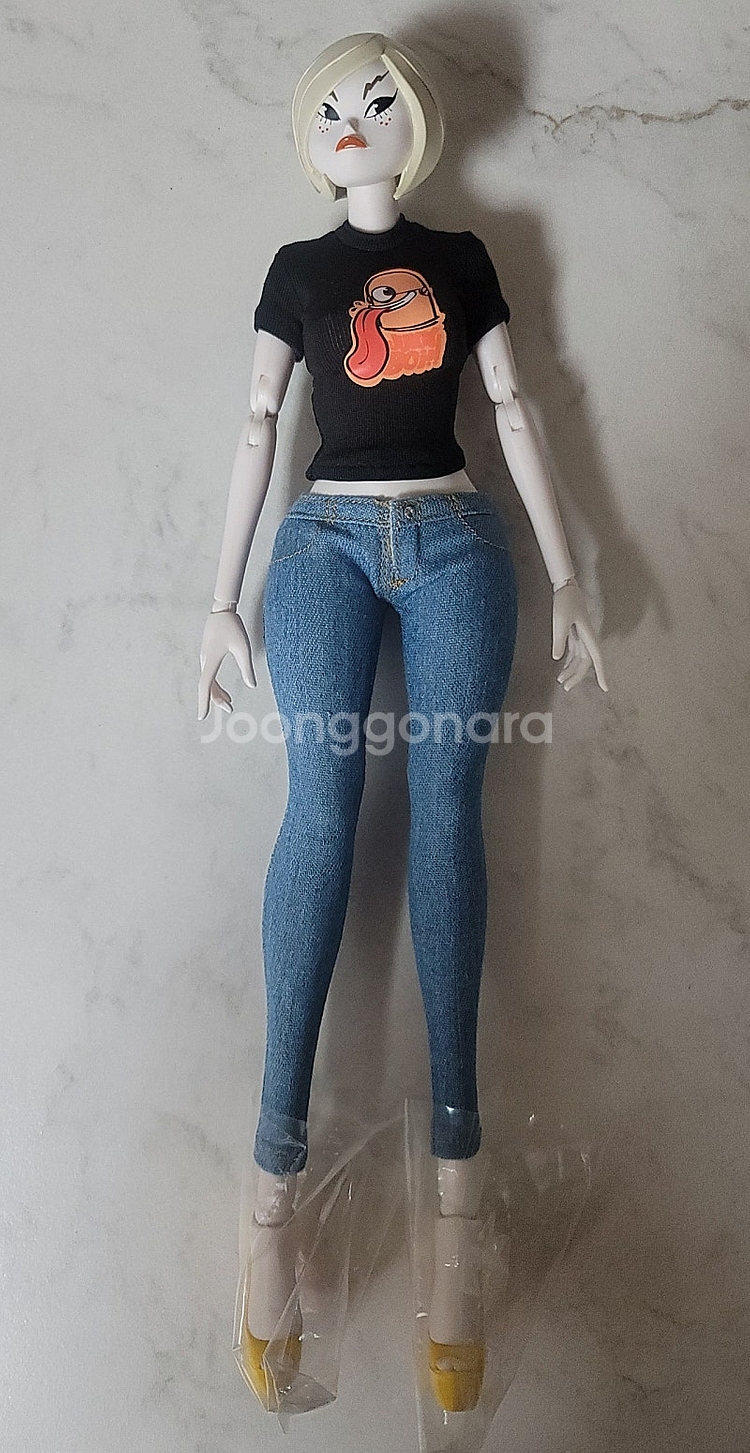 underversehq threea 3a wwr NOM...--6