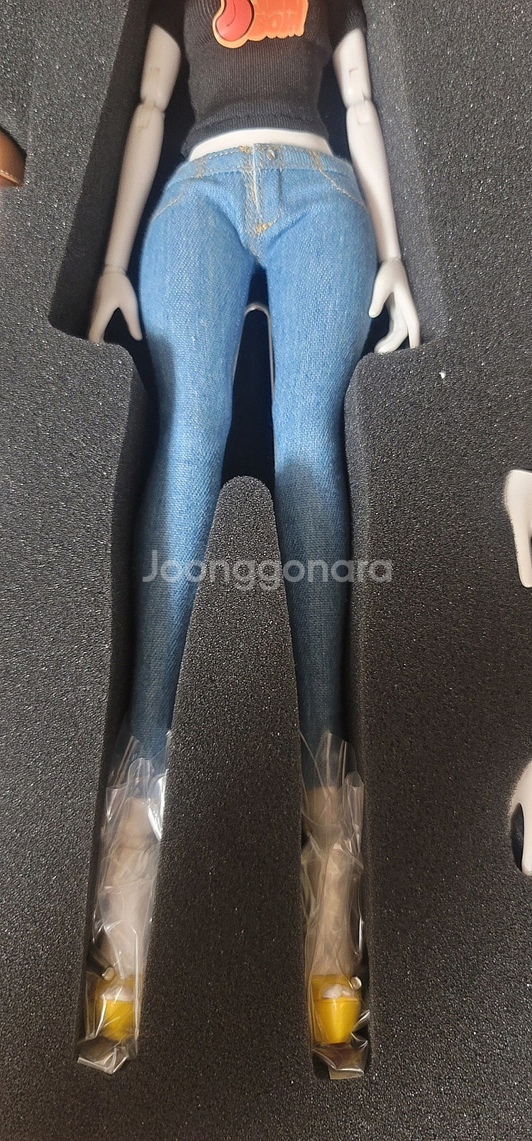 underversehq threea 3a wwr NOM...--8
