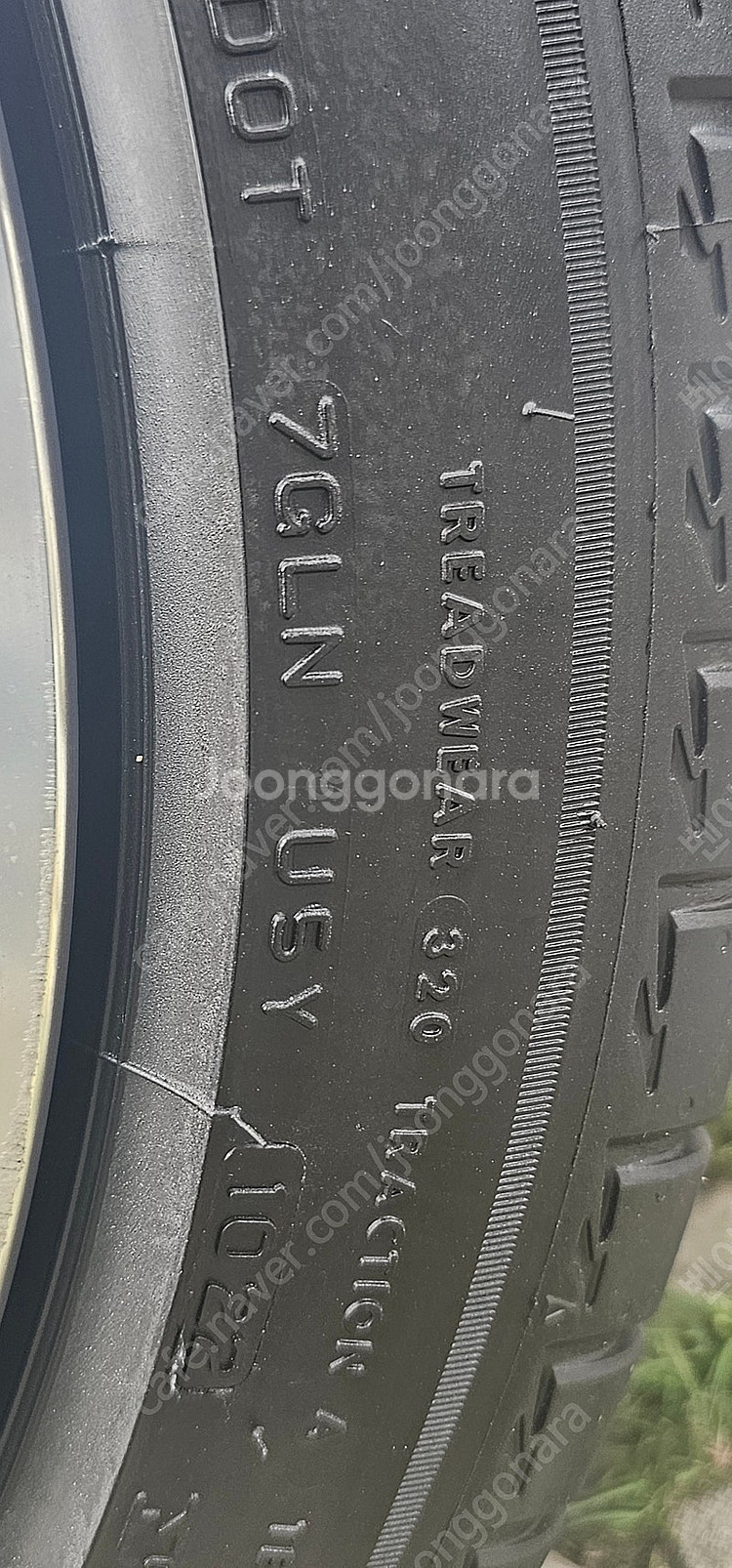 브리지스톤 245/45R19 타이어--4