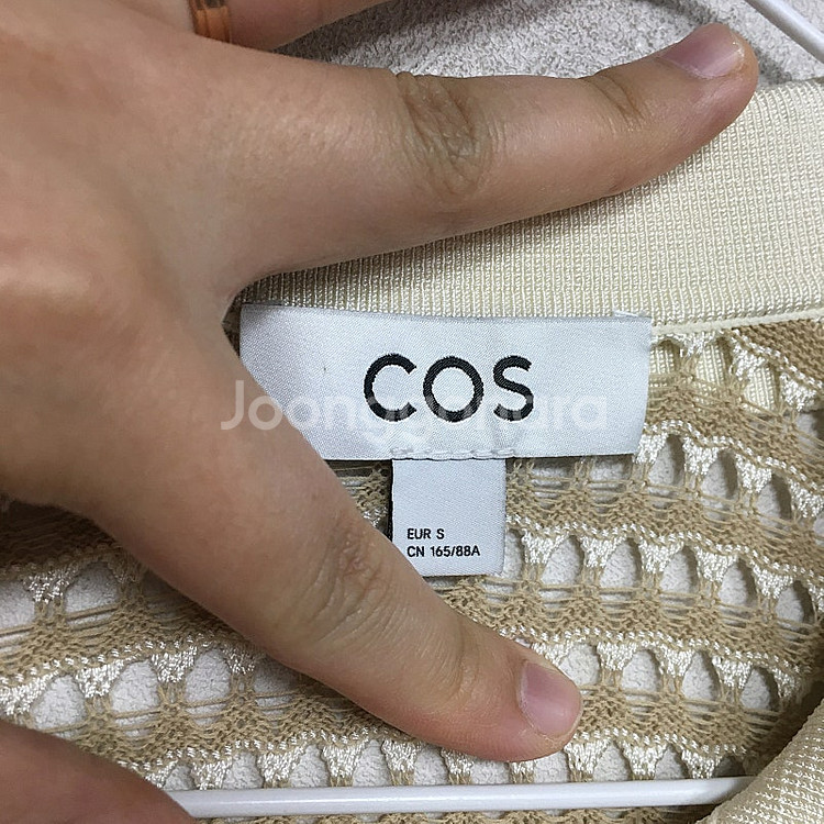 COS 코스 오픈카라 짜임 니트 S / 랑방 마인 오브제 타임 럭키슈에뜨 산드로 마쥬 오르 시에 시스템--3