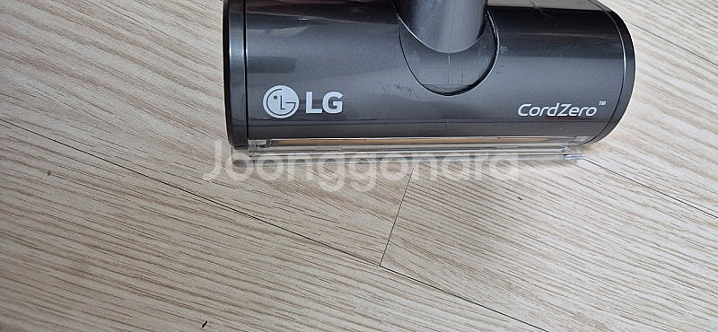 LG 코드제로 청소기용 침구흡입구 팝니다--2