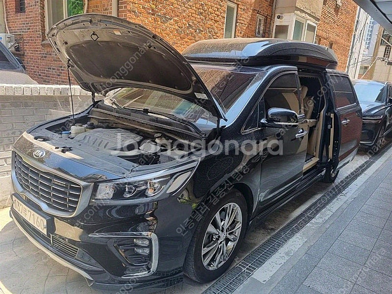 더뉴 카니발 중고 가격 중고 카니발 검정색 2019년식...--0