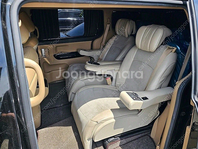 더뉴 카니발 중고 가격 중고 카니발 검정색 2019년식...--6