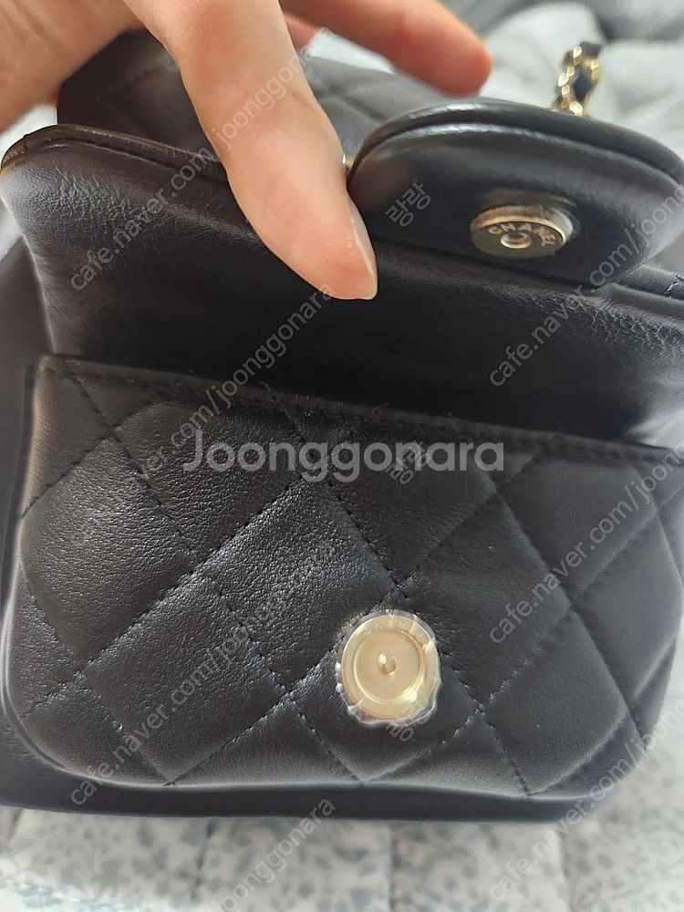 샤넬 듀마백팩 카프스킨 스몰 새상품--4