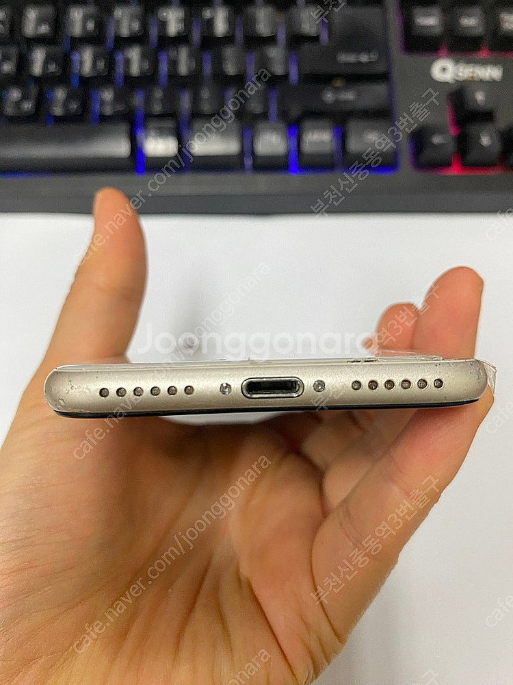 495960 아이폰SE3 화이트 128GB (버전16....--5