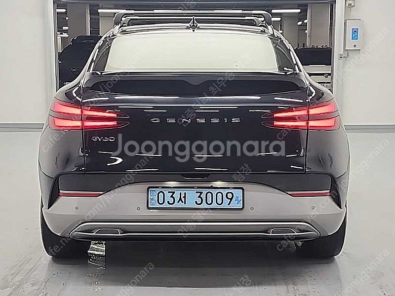제네시스 GV60 중고 GV60 검정색 2022년식 스...--5