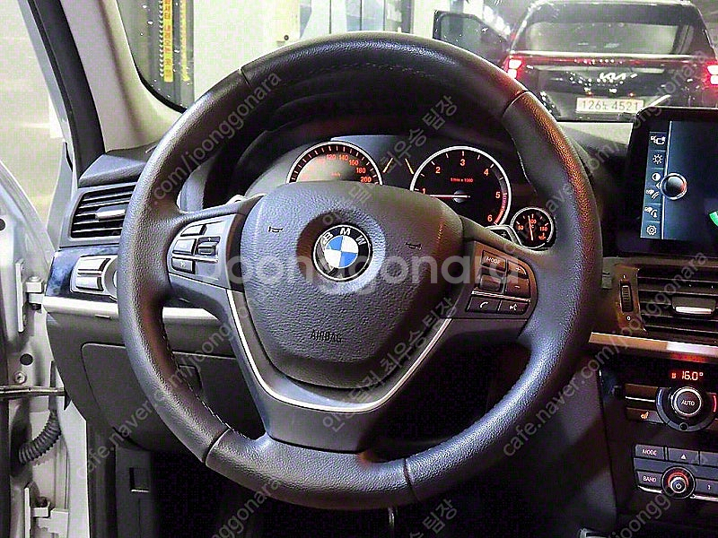 BMW X3 중고 BMW X3 중고차 은색 2016년식...--9