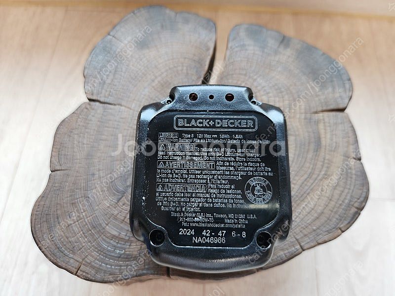 블랙앤데커 12V 1.5Ah 배터리 판매합니다--5
