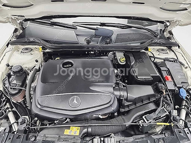 벤츠 인증중고 벤츠 GLA 중고 흰색 2018년식 47,349km GLA220 수원중고차--6
