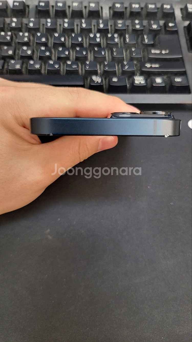 아이폰14 블랙 128GB 상태좋은 중고42만팝니다.--3