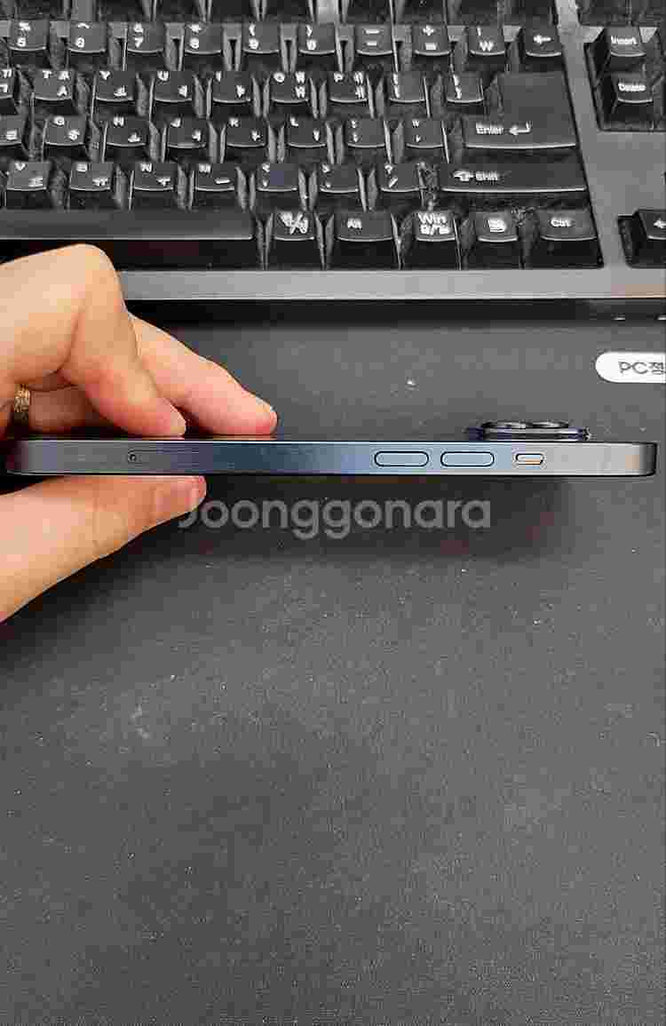 아이폰14 블랙 128GB 상태좋은 중고42만팝니다.--4