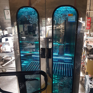 자외선건조기..살균보관기..자외선소독기.. 위생복소독기..복합자외선소독기..자외선앞치마소독기...HK살균소독기...