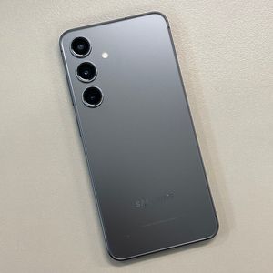갤럭시S24 오닉스블랙색상 256용량 미파손 무잔상 상태좋은단말기 무잔상 최저가 47만 판매합니다