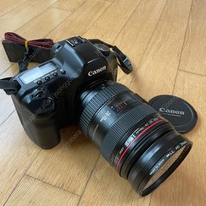 캐논 EOS 5D 풀프레임 DSLR