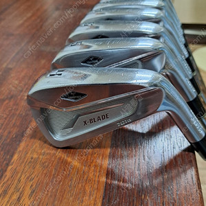 투어스테이지 X-BLADE 701G forged